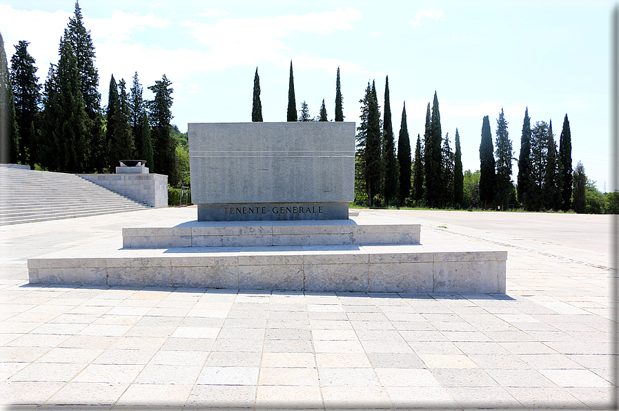 foto Sacrario Militare di Redipuglia